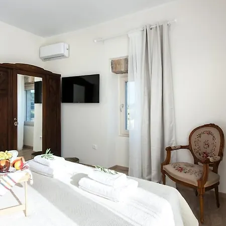 Iliopetra House 2 - Corfu Retreat With Jacuzzi Feriehus *
