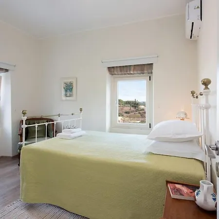 Iliopetra House 2 - Corfu Retreat With Jacuzzi Ágios Ioánnis